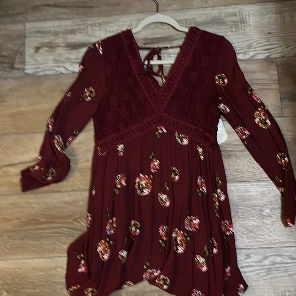 NWT ALTAR’D STATE burgundy floral boho mini dress. Size XS. - Picture 1 of 4